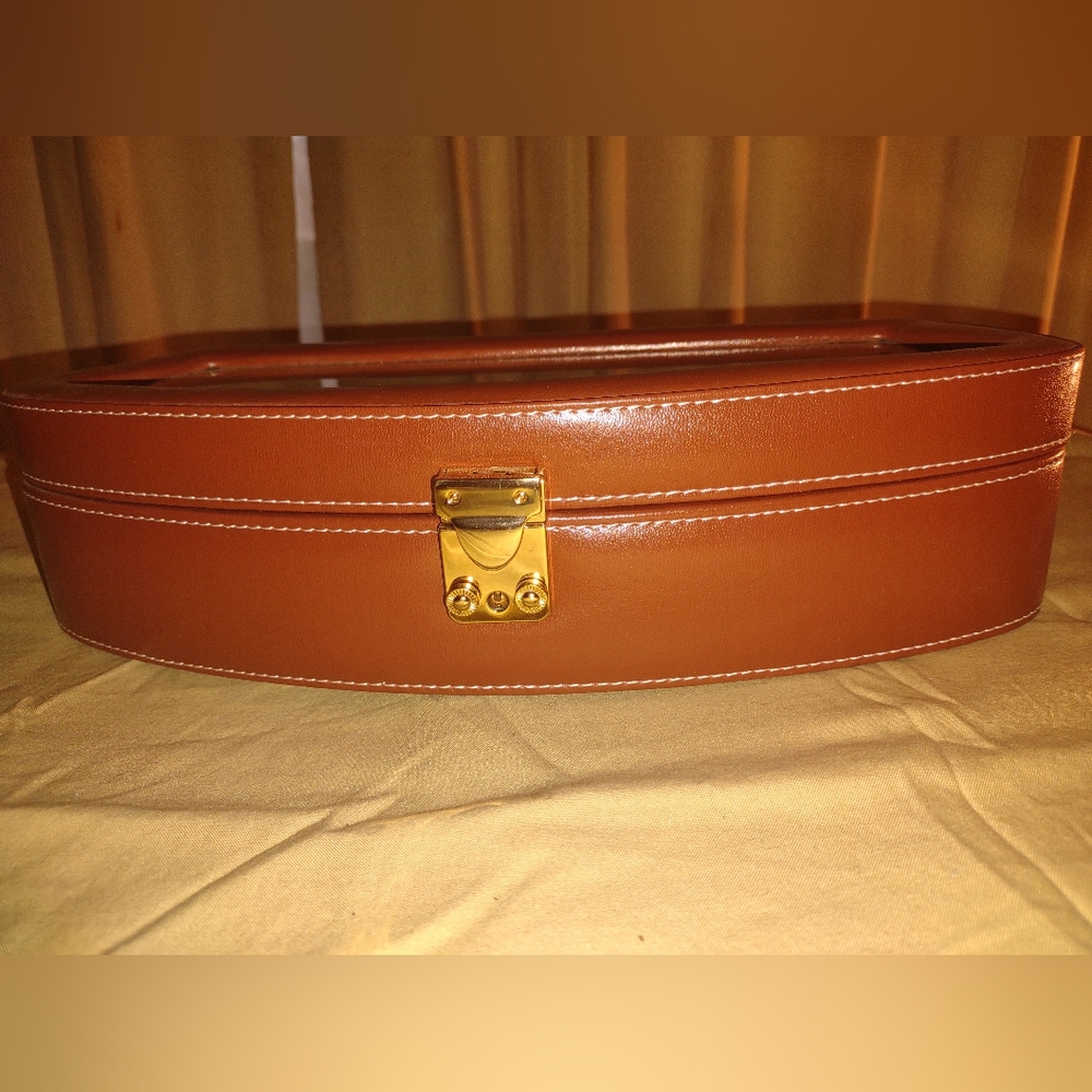 Watch case - Picture 2 of 15